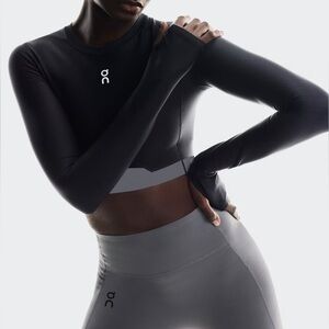 NWT On Cloud Train Long Sleeve Crop Black Compression Running Shirt Women's XL